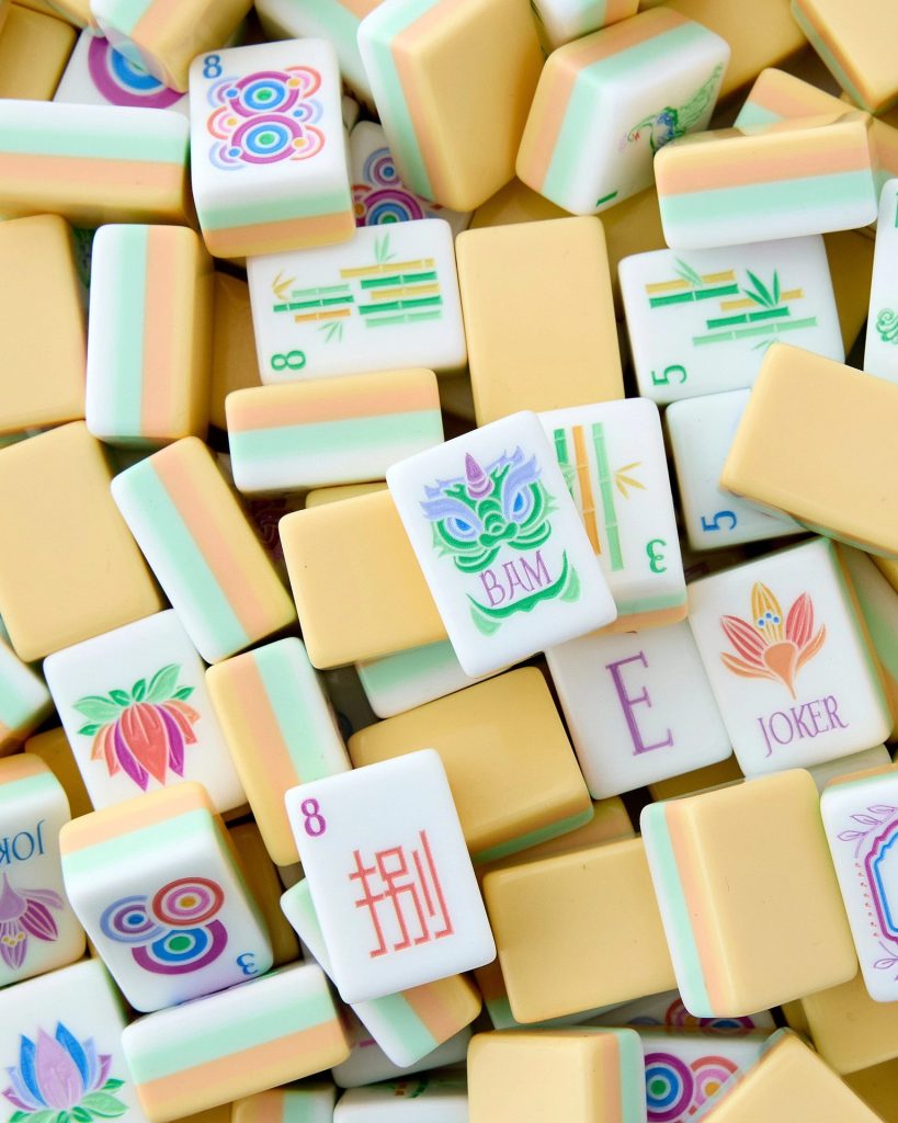 Pastel Yellow 3-Layer Acrylic American Mahjong Tile Set
